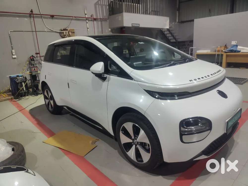 Mg Windsor Ev Essence 2025
