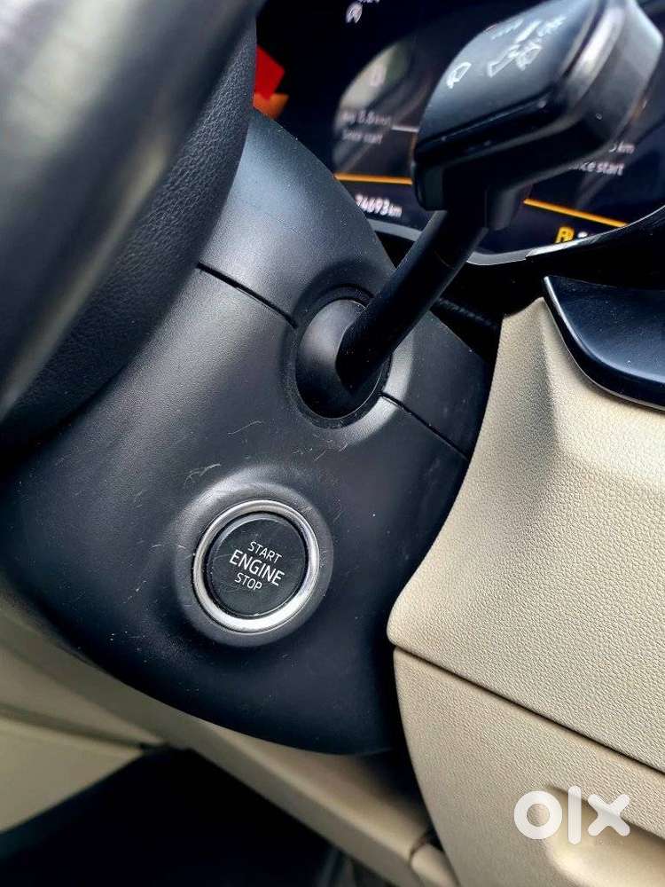 Skoda Slavia 1.0 Tsi Style, 2023, Petrol