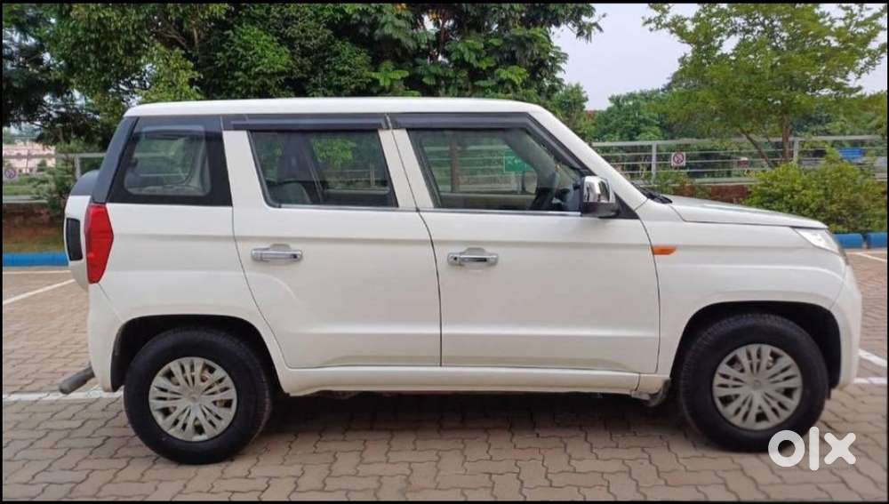 Mahindra Tuv 300 T6 Plus, 2016, Diesel