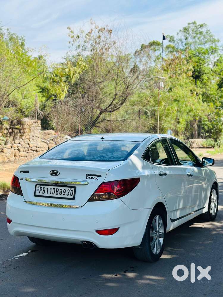 Hyundai Verna 1.6 Sx (o) Crdi, 2012, Diesel
