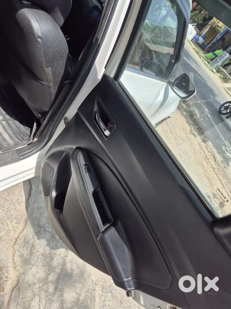 2021 Maruti Swift Vxi