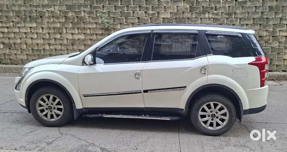 Mahindra Xuv500 W10 2015