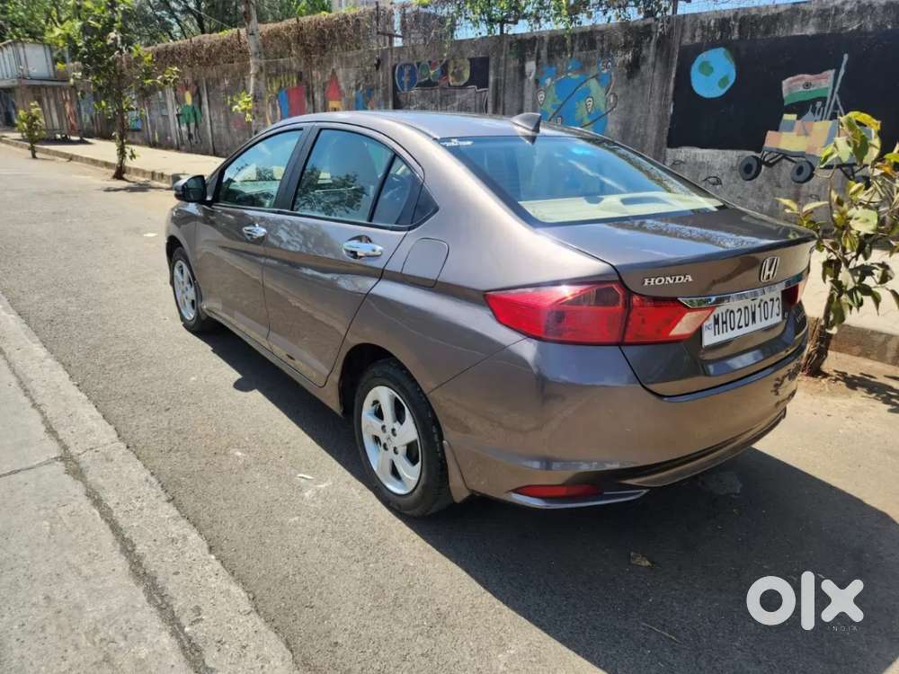 Honda City 1.5 V 4th Gen I-vtec Mt, 2015, Petrol