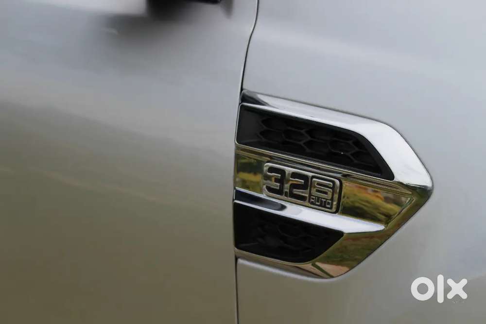 Ford Endeavour 3.2 Titanium 4&times;4