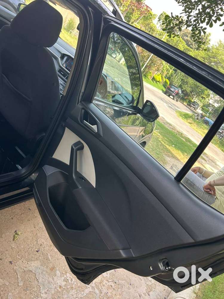 2022 Volkswagen Taigun Highline 1.0 Tsi At  1st Owner  Petrol Automa