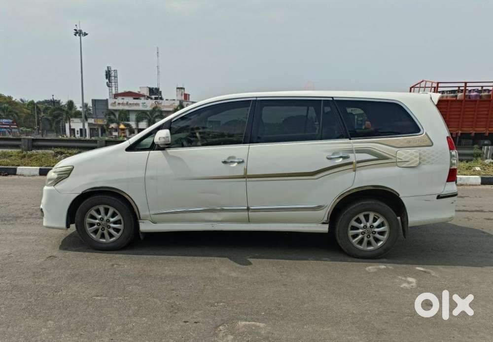 Toyota Innova [2013-2016] 2.5 V Diesel 7 Str, 2014, Diesel