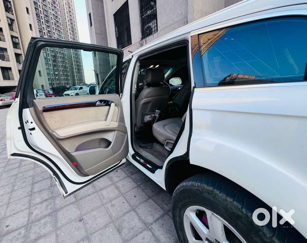 Urgent Sell Audi Q7 Quattro Premium Plus