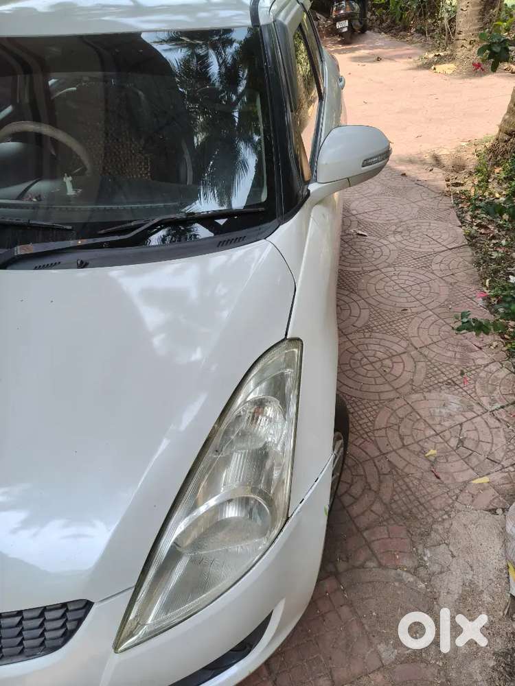 White Swift Vxi For Sale