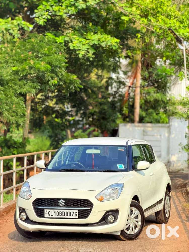 Maruti Suzuki Swift Vxi + Manual, 2019, Petrol