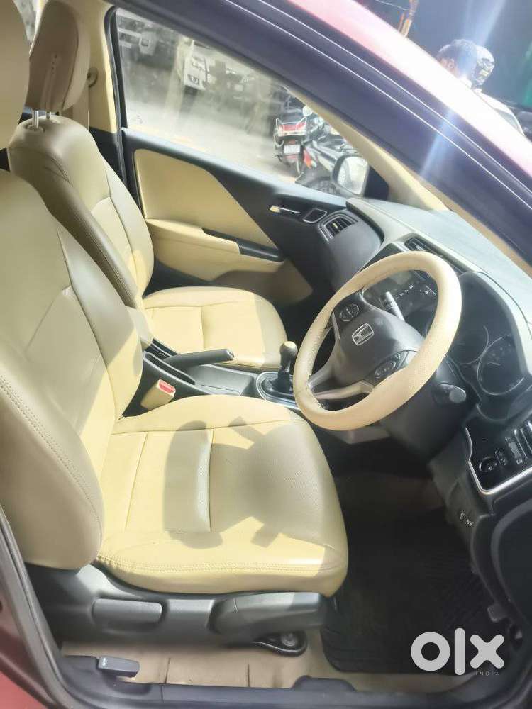 Honda City I-vtec V, 2018, Petrol
