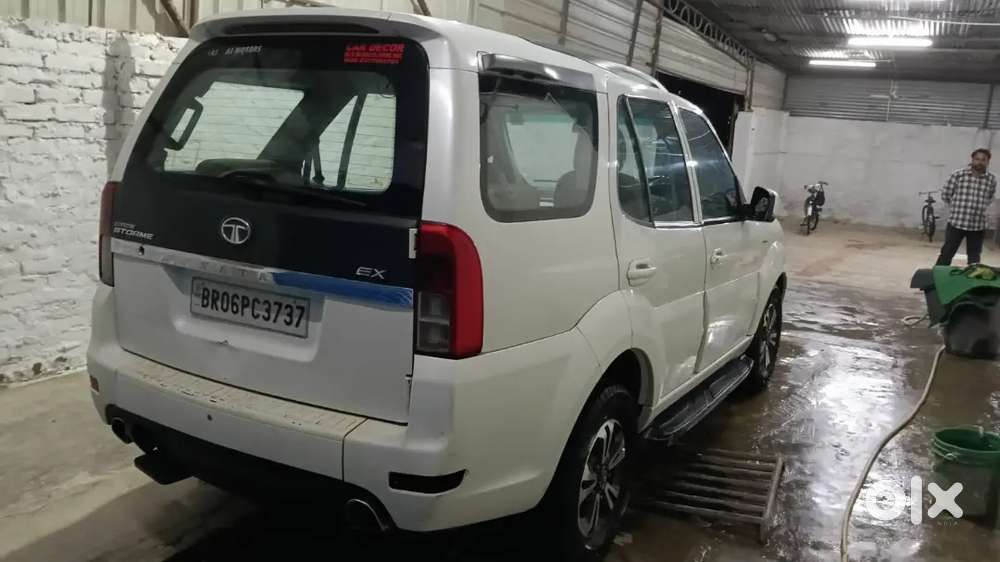 Tata Safari Storme 2015 Diesel 62000 Km Driven