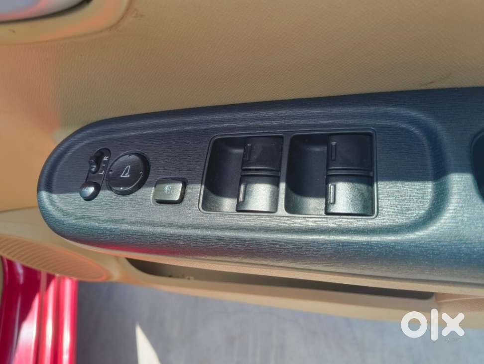 Honda Brio Vx Mt, 2015, Petrol
