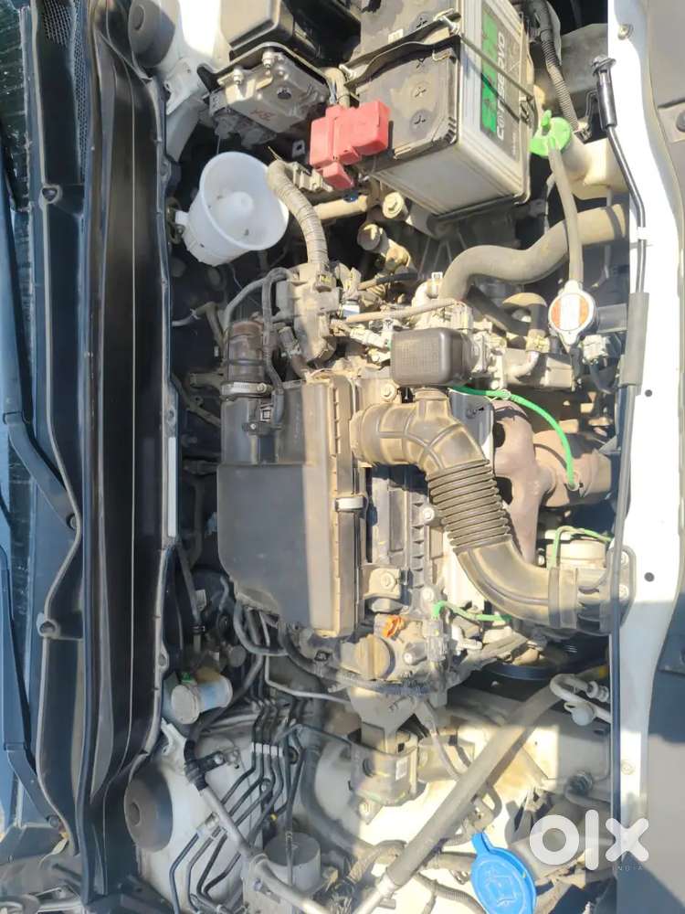 Maruti Suzuki Grand Vitara 7 Seater 2023 Petrol 8123 Km Driven