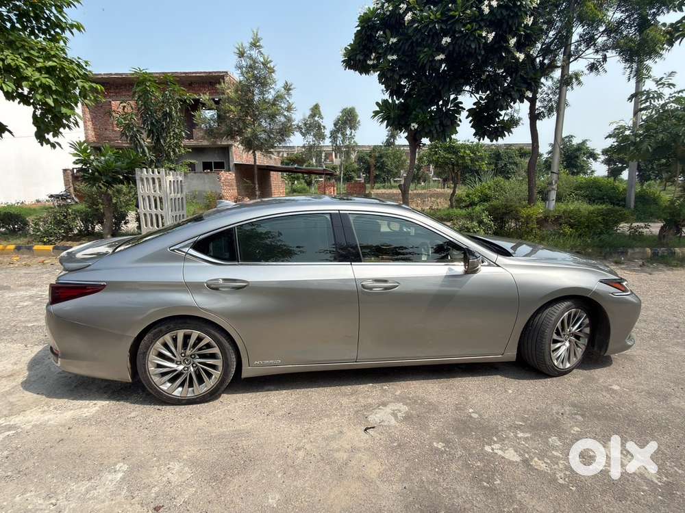 Lexus Es 300h 2019 Model