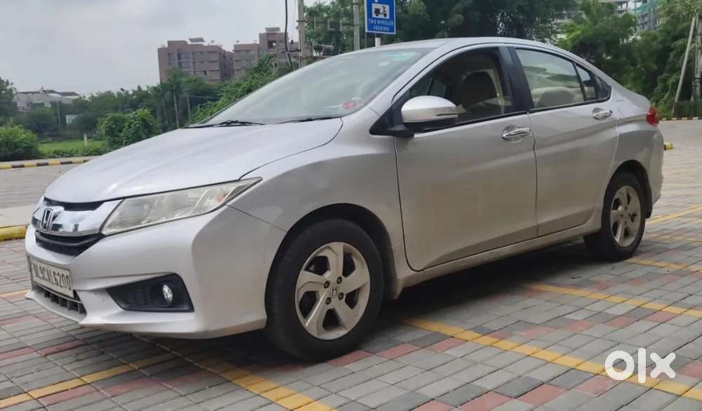 Honda City 1.5 V 4th Gen I-vtec Mt, 2016, Petrol