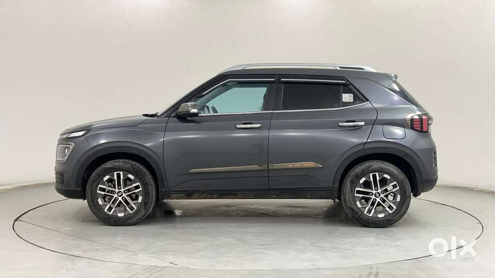 Hyundai Venue 1.0 Sx (o) Turbo Dct, 2025, Petrol