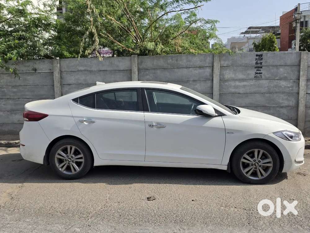 Hyundai Elantra 2017 Diesel 65000 Km Driven