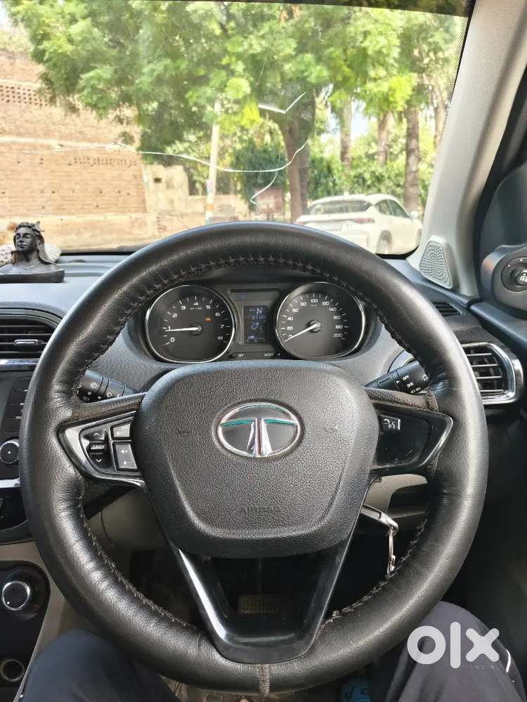 Tata Tiago Xza Plus Amt | 2019 | Petrol + Cng | Automatic |