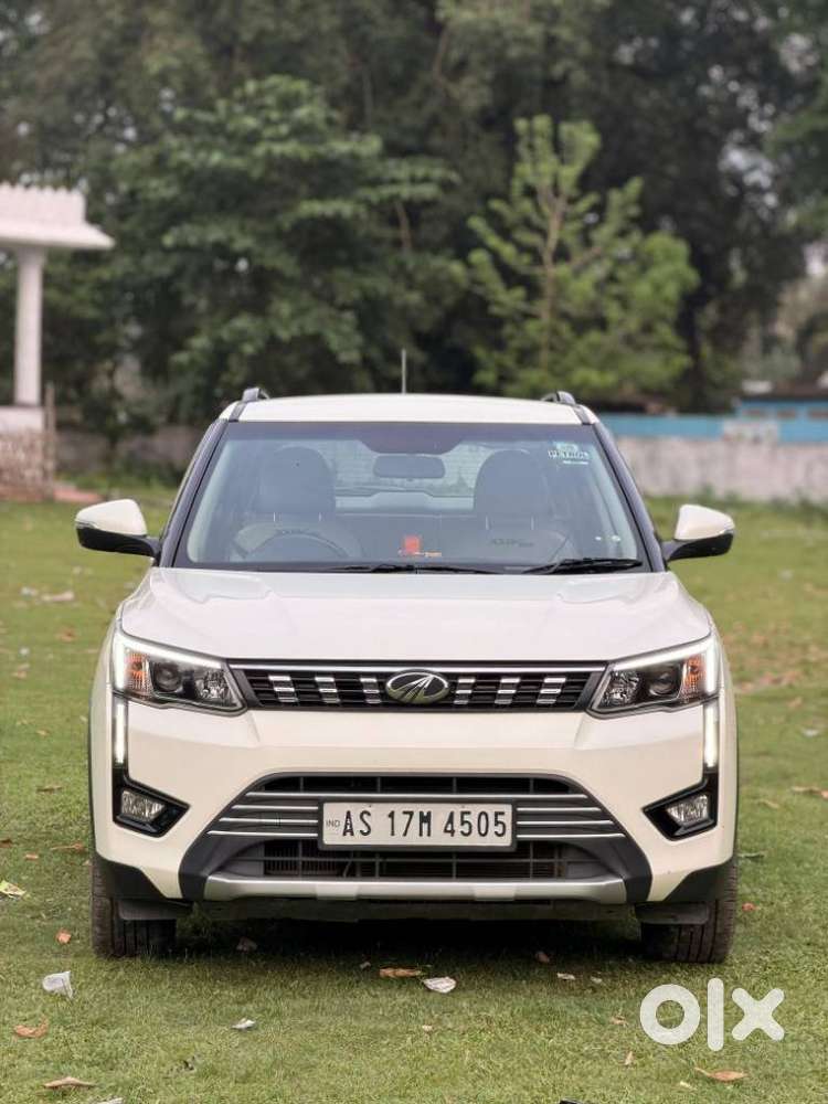 Mahindra Xuv300 W8, 2022, Petrol