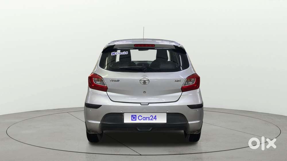 Tata Tiago 1.2 Revotron Xza, 2018, Petrol