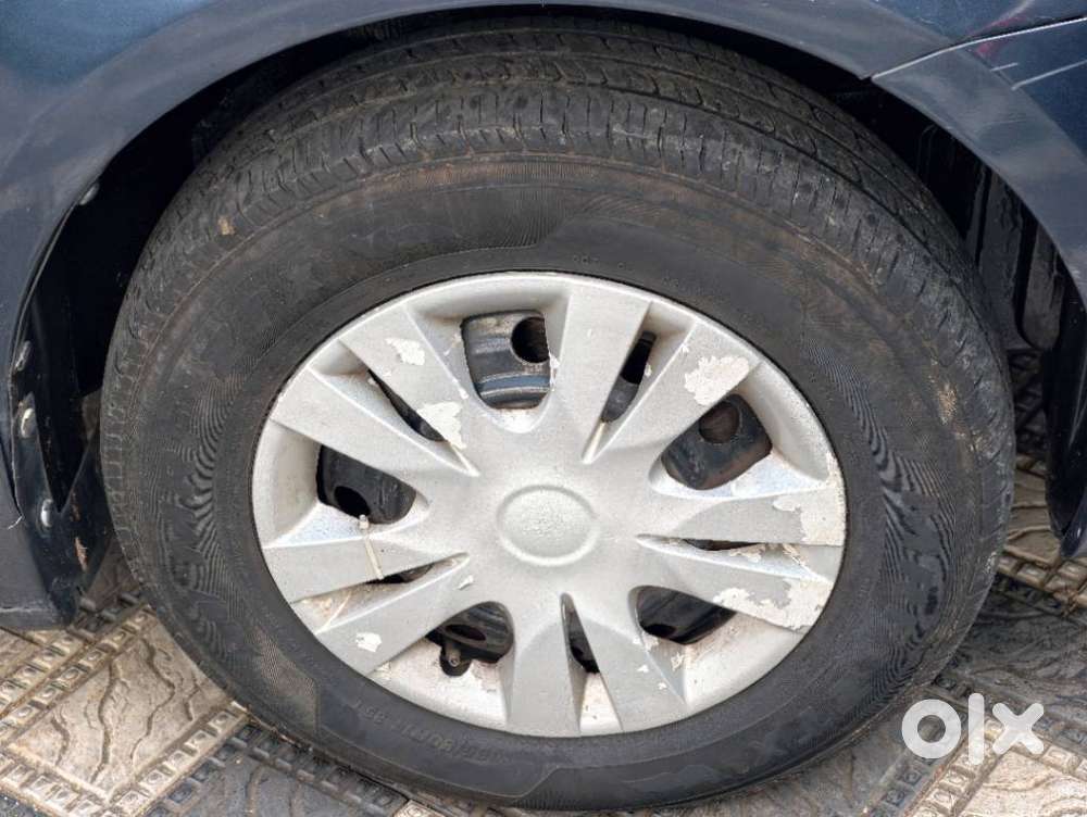 Maruti Suzuki Swift Dzire 1.2 Vxi Bsiv, 2011, Petrol