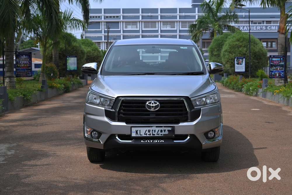 Toyota Innova Crysta 2018 Diesel Well Maintained