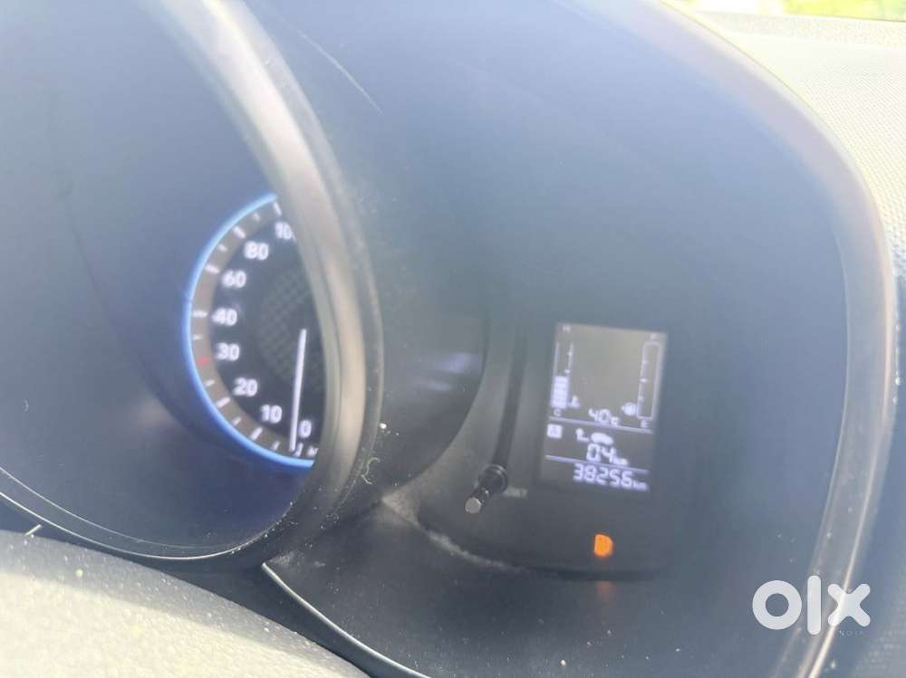 Hyundai Venue 1.5 Crdi Sx (o), 2020, Petrol