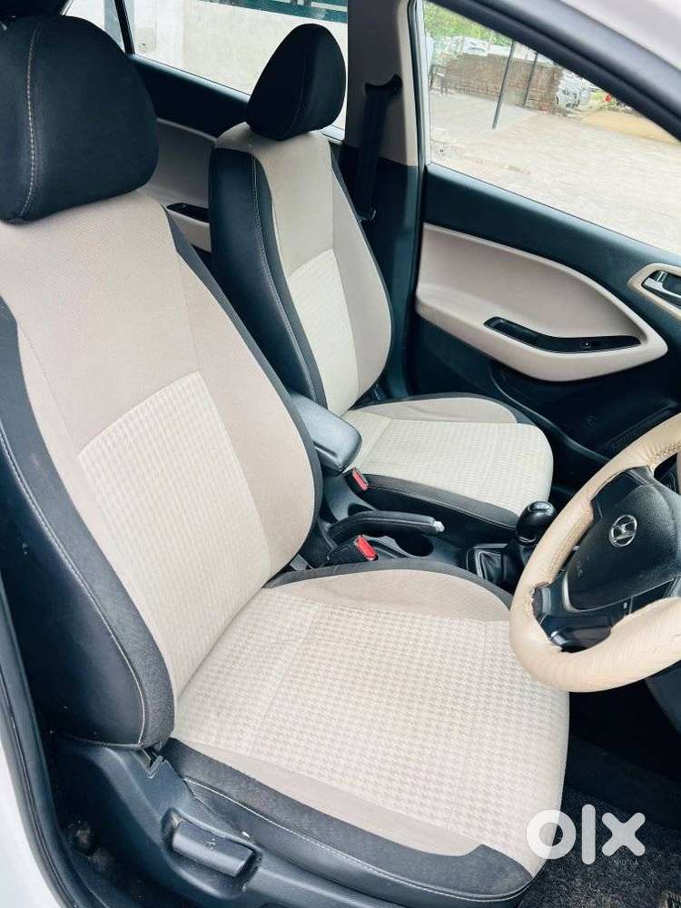 Hyundai I20 Sportz Petrol, 2018
