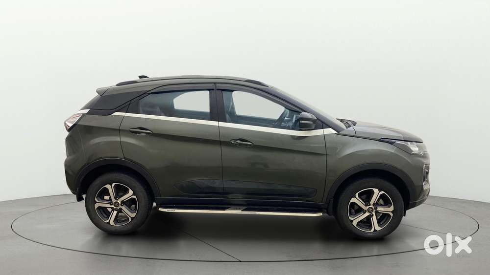 Tata Nexon 1.2 Revotron Xza Plus Premium, 2021, Petrol