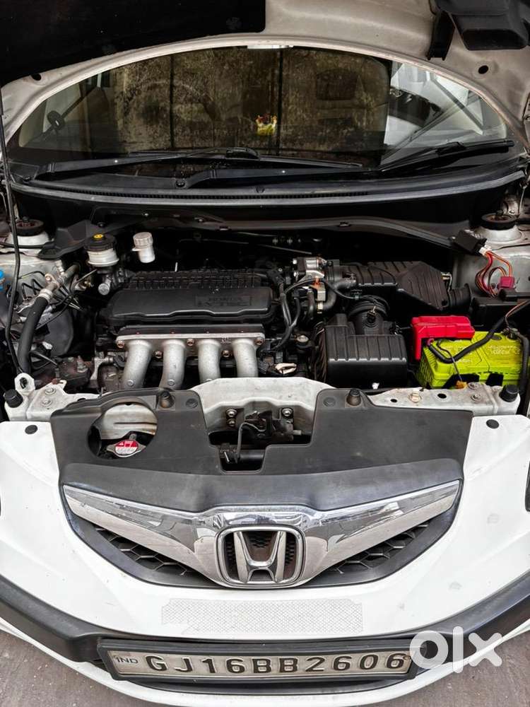 Honda Brio 2012 Petrol Well Maintained