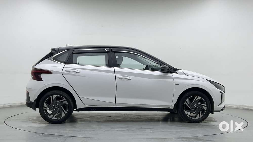 Hyundai I20 Sportz 1.2 Ivt, 2024, Petrol