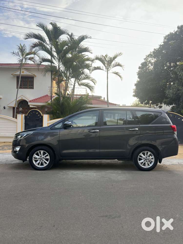 Toyota Innova Crysta 2.8 Gx At 8s, 2019, Diesel