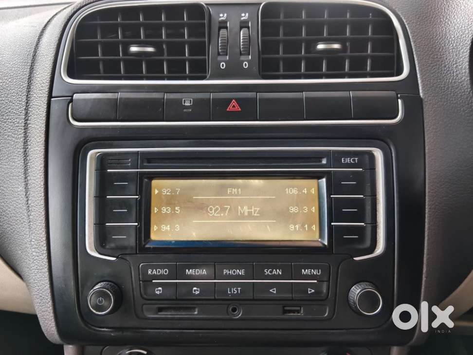 Volkswagen Vento 1.2 Tsi Highline At, 2011, Petrol