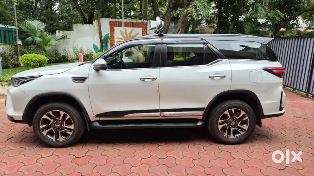 Toyota Fortuner Legender 2024 Diesel