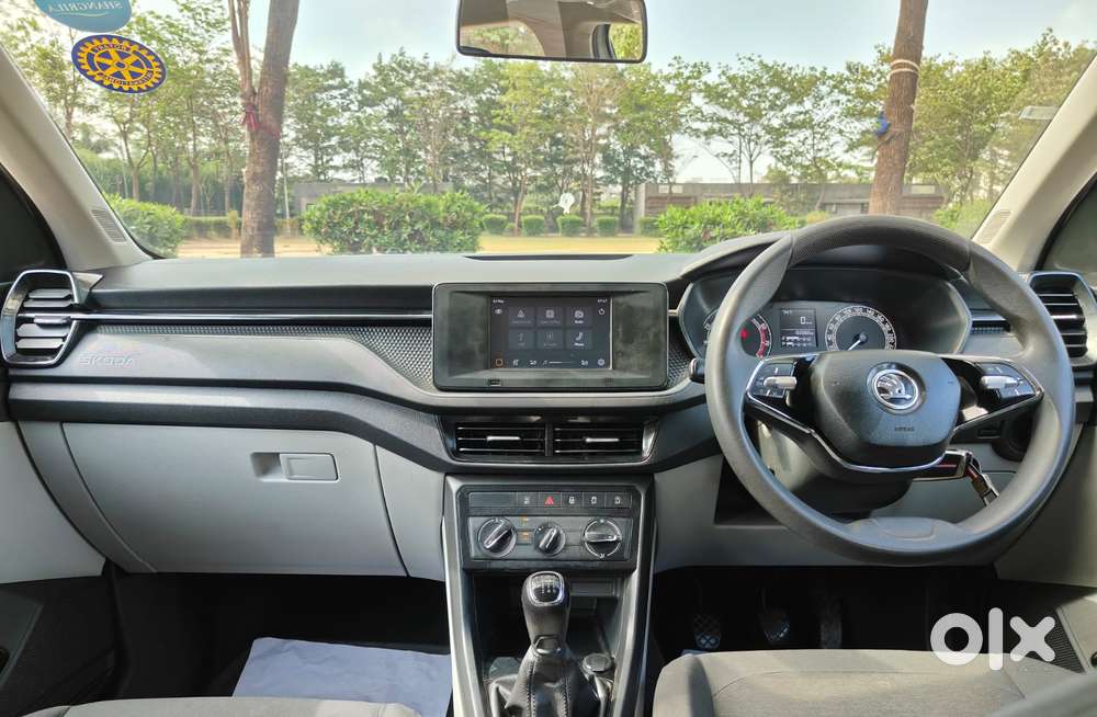 Skoda Kushaq 1.0 Tsi Active, 2022, Petrol