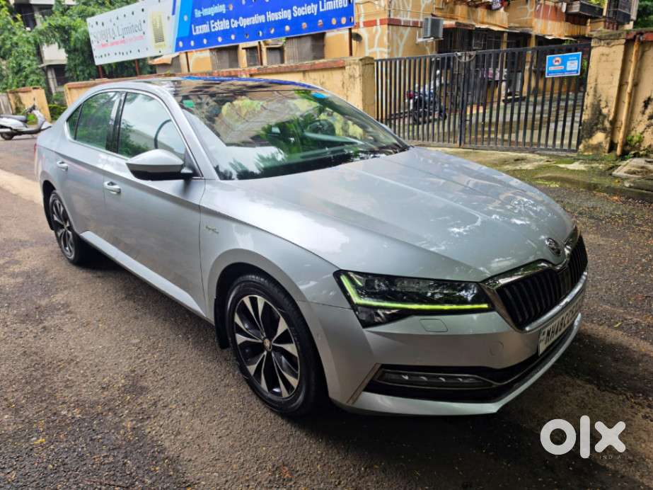 Skoda Superb 2.0 Tsi At L&k, 2022, Petrol