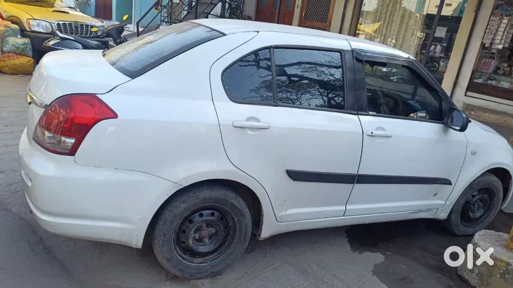 Maruti Suzuki Dzire 2011 Diesel 82000 Km Driven