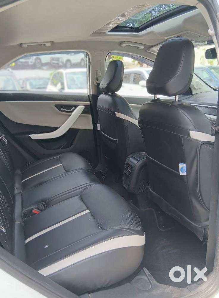 Tata Nexon Creative Plus 1.2 Revotron Petrol 6 Amt, 2024, Petrol
