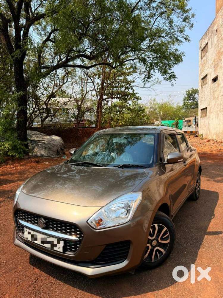 Maruti Suzuki Swift Vxi + Manual, 2022, Petrol