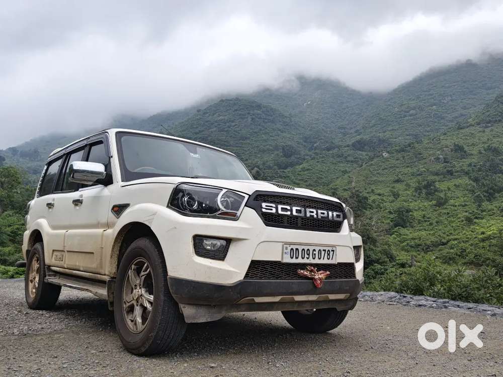 Mahindra Scorpio S10  2017 Diesel Classic