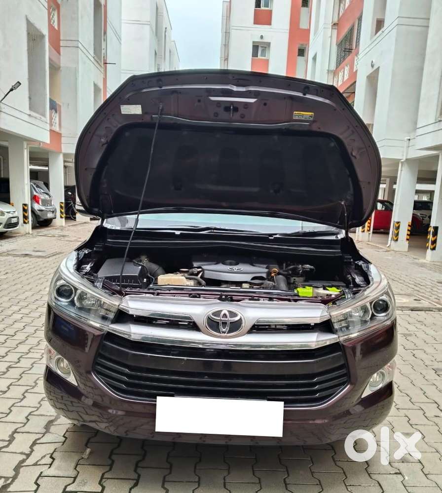 Toyota Innova Crysta