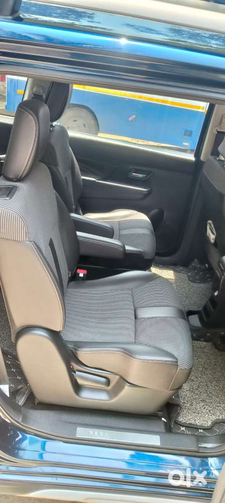 Maruti Suzuki Xl6 1.5 Zeta Mt, 2023, Petrol
