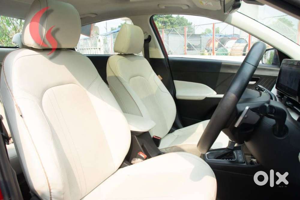 Hyundai Verna Sx (o) 1.5 Vtvt Ivt [2023 - 2026], 2023, Petrol