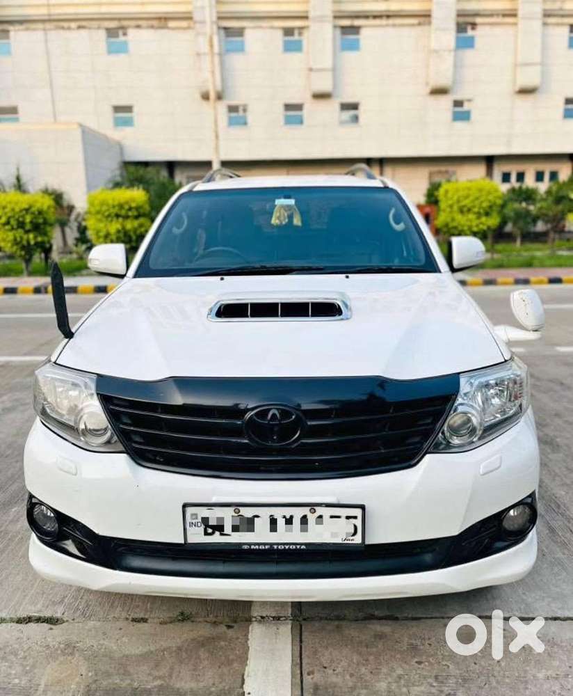 Toyota Fortuner 2015 Diesel Well Maintained