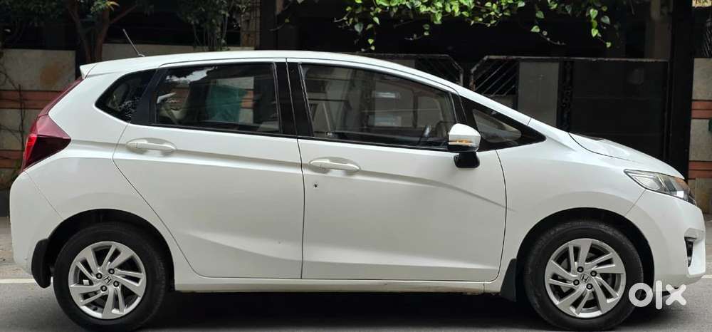 Honda Jazz V Automatic, 2016, Petrol