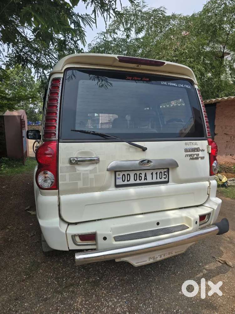 Mahindra Scorpio 2013
