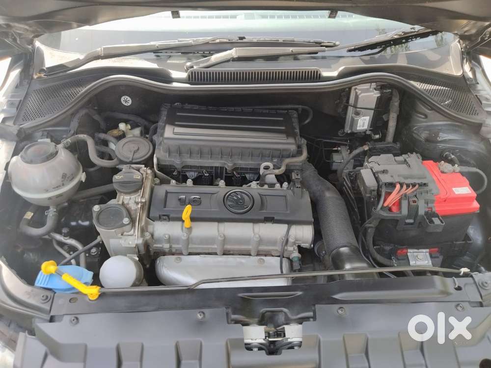 Skoda Rapid 1.6 Mpi At Style, 2019, Petrol