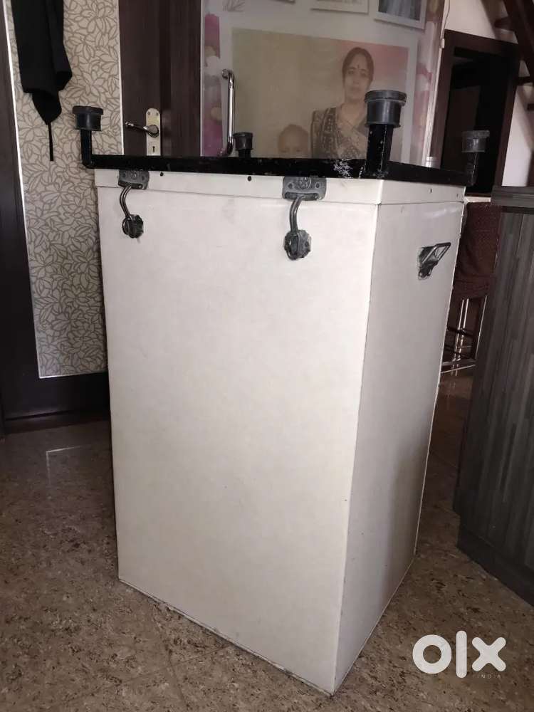 Home kitchen mai kam aane vala product hai long time anaj rakh skte ha