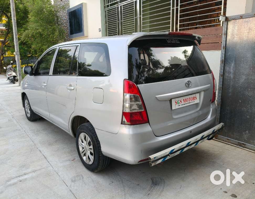 Toyota Innova 2.5 G (diesel) 8 Seater, 2014, Diesel