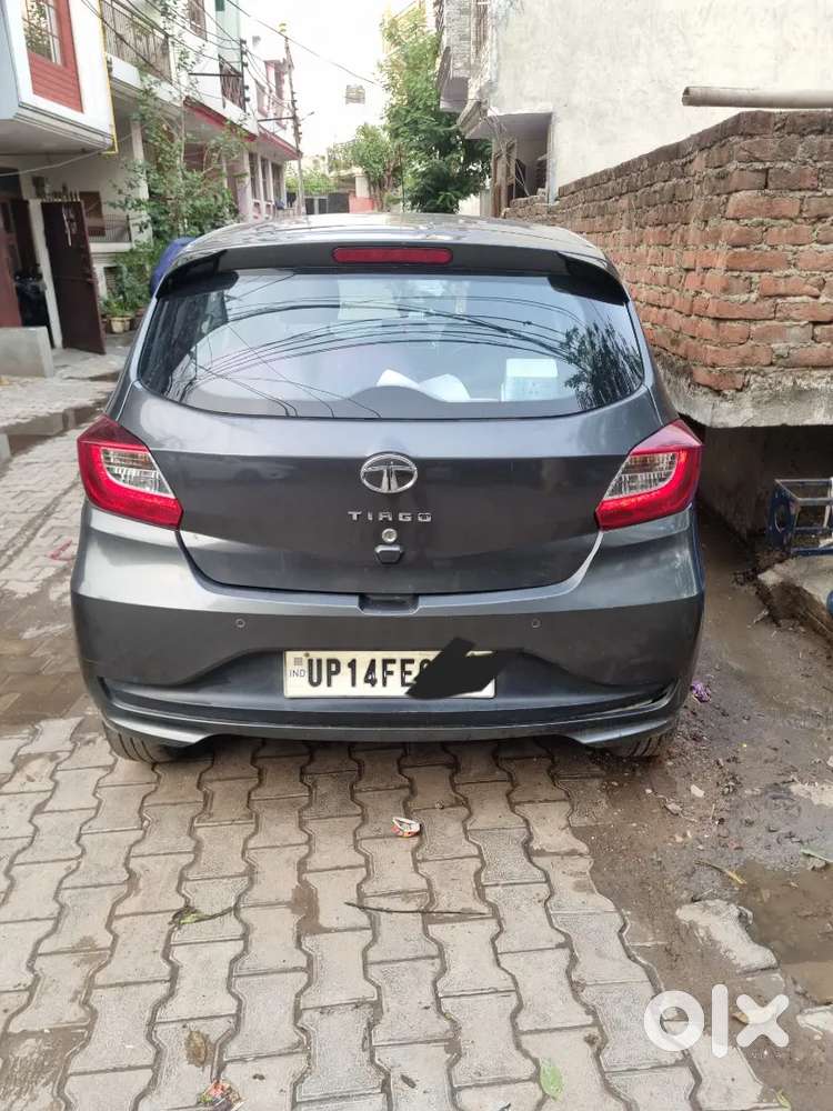 Tata Tiago Xt (petrol & Cng)